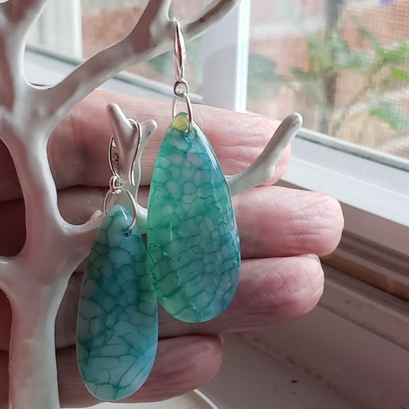 Earrings, dragon vein gemstone teardrop pendants, new, handmade. - Picture 2 of 3